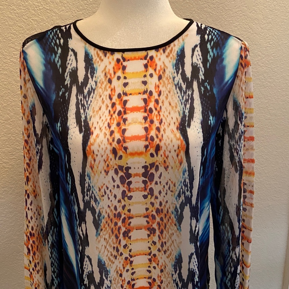 Philosophy Blouse in Vibrant Color Snake Print, accented with Black Lace on back - Picture 9 of 11